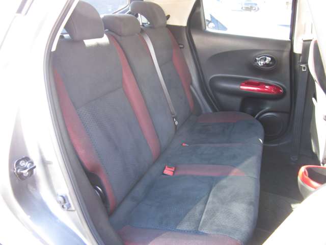 日産 ジューク １．５ １５ＲＸ タイプＶ H23年 (関東) 99