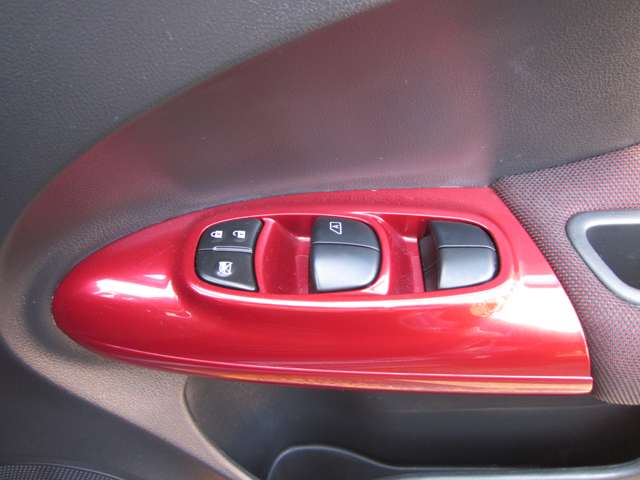 日産 ジューク １．５ １５ＲＸ タイプＶ H23年 (関東) 99