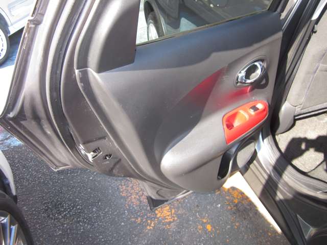 日産 ジューク １．５ １５ＲＸ タイプＶ H23年 (関東) 99