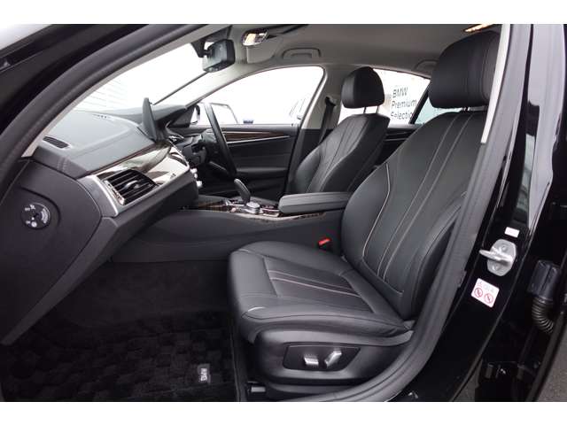 ＢＭＷ ５シリーズ ５２３ｉ　ラグジュアリー R3年 (近畿) 99