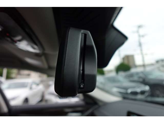 ＢＭＷ ５シリーズ ５２３ｉ　ラグジュアリー R3年 (近畿) 99