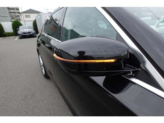 ＢＭＷ ５シリーズ ５２３ｉ　ラグジュアリー R3年 (近畿) 99