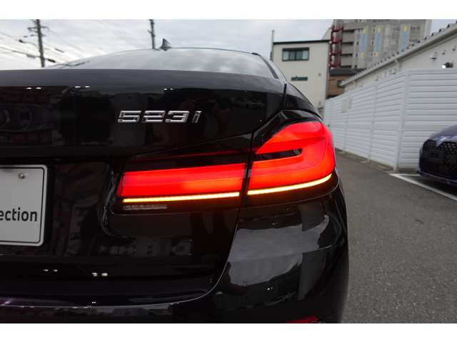 ＢＭＷ ５シリーズ ５２３ｉ　ラグジュアリー R3年 (近畿) 99
