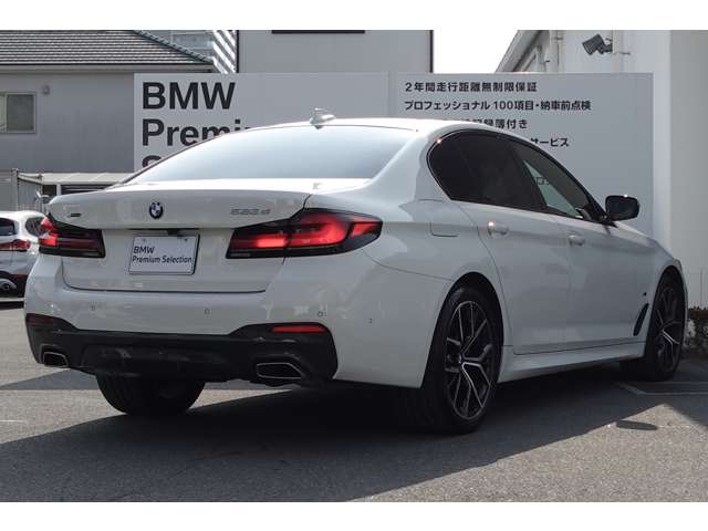 ＢＭＷ ５シリーズ ５２３Ｄ Ｘドライブ Ｍスポーツ ディーゼルターボ ４ＷＤ R4年 (近畿) 99