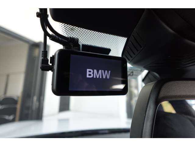 ＢＭＷ ５シリーズ ５２３Ｄ Ｘドライブ Ｍスポーツ ディーゼルターボ ４ＷＤ R4年 (近畿) 99