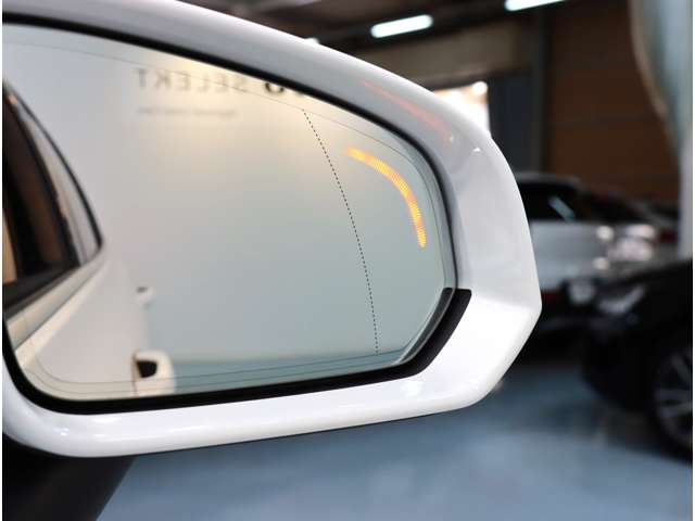 ボルボ Ｖ６０ Ｂ５　インスクリプション R4年 (近畿) 99