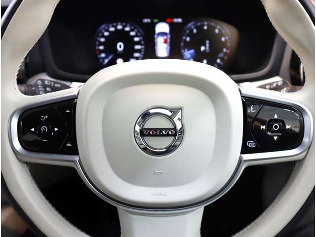 ボルボ Ｖ６０ Ｂ５　インスクリプション R4年 (近畿) 99