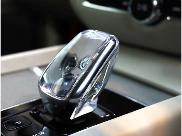 ボルボ Ｖ６０ Ｂ５　インスクリプション R4年 (近畿) 99