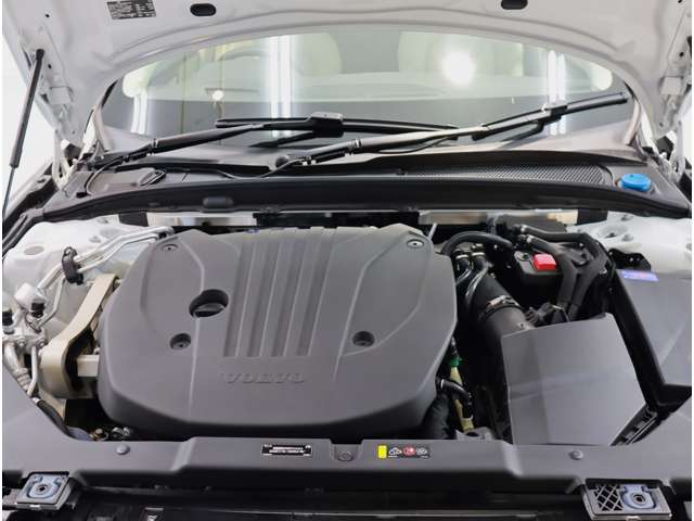 ボルボ Ｖ６０ Ｂ５　インスクリプション R4年 (近畿) 99