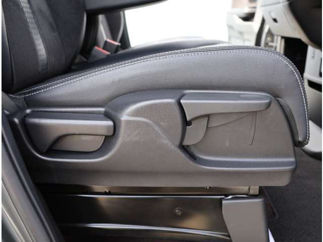 ホンダ Ｎ　ＢＯＸ カスタム ６６０ Ｇ Ｌ ターボ ホンダセンシング R2年 (関東) 99