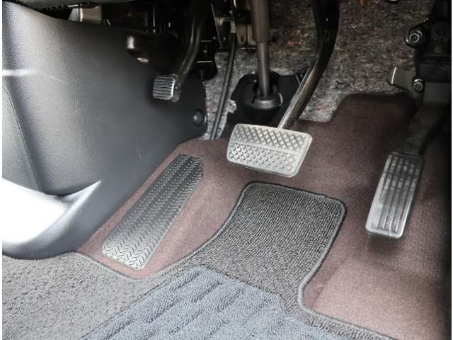 ホンダ Ｎ　ＢＯＸ カスタム ６６０ Ｇ Ｌ ターボ ホンダセンシング R2年 (関東) 99