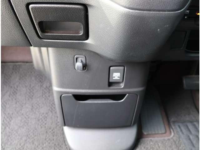 ホンダ Ｎ　ＢＯＸ カスタム ６６０ Ｇ Ｌ ターボ ホンダセンシング R2年 (関東) 99