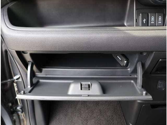 ホンダ Ｎ　ＢＯＸ カスタム ６６０ Ｇ Ｌ ターボ ホンダセンシング R2年 (関東) 99