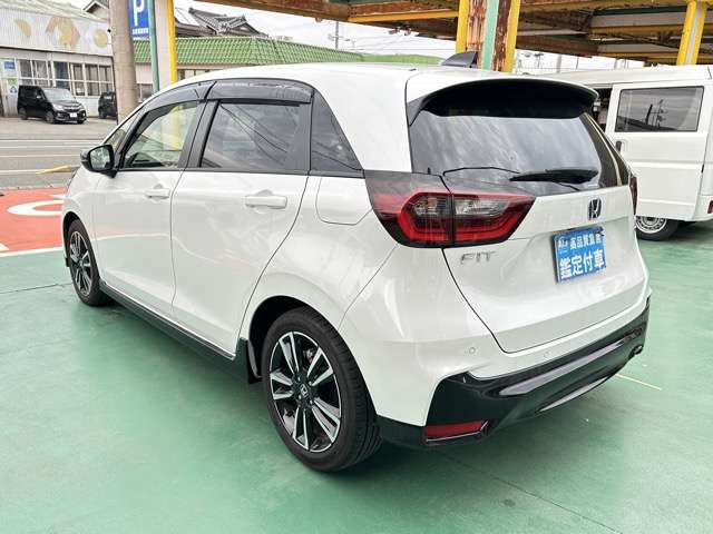 ホンダ フィット　ハイブリッド １．５ Ｅ：ＨＥＶ ＲＳ R5年 (東海) 99