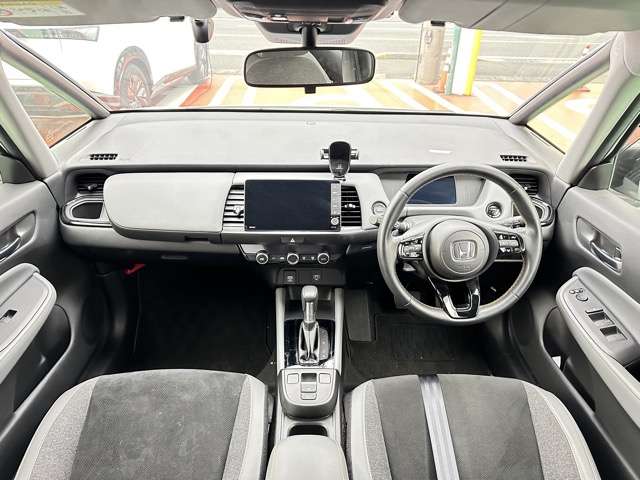 ホンダ フィット　ハイブリッド １．５ Ｅ：ＨＥＶ ＲＳ R5年 (東海) 99