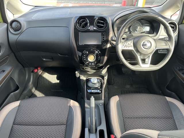 日産 ノート １．２ Ｅ－ＰＯＷＥＲ メダリスト H29年 (東海) 99