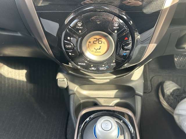 日産 ノート １．２ Ｅ－ＰＯＷＥＲ メダリスト H29年 (東海) 99