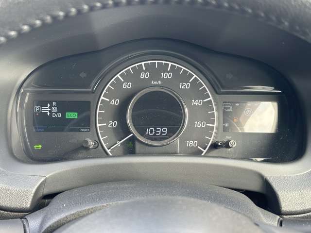 日産 ノート １．２ Ｅ－ＰＯＷＥＲ メダリスト H29年 (東海) 99