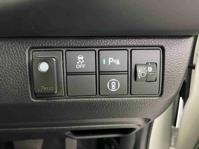 ホンダ ヴェゼル １．５ Ｅ：ＨＥＶ Ｘ R5年 (東海) 99