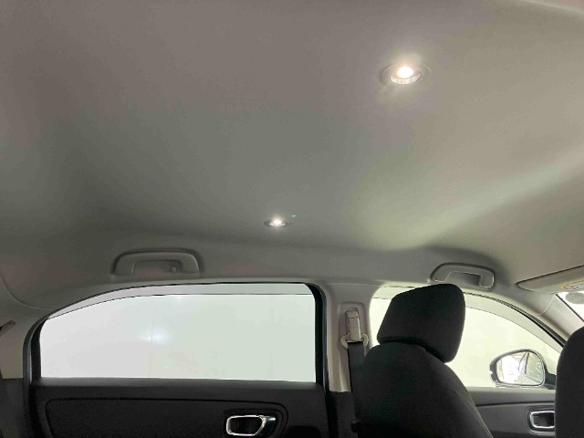 ホンダ ヴェゼル １．５ Ｅ：ＨＥＶ Ｘ R5年 (東海) 99