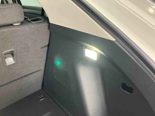 ホンダ ヴェゼル １．５ Ｅ：ＨＥＶ Ｘ R5年 (東海) 99