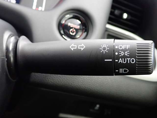 ホンダ フィット　ハイブリッド １．５ Ｅ：ＨＥＶ ホーム R5年 (関東) 99