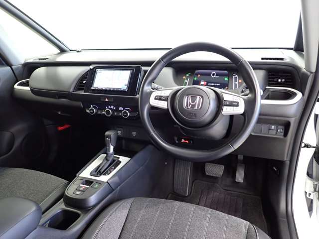ホンダ フィット　ハイブリッド １．５ Ｅ：ＨＥＶ ホーム R5年 (関東) 99