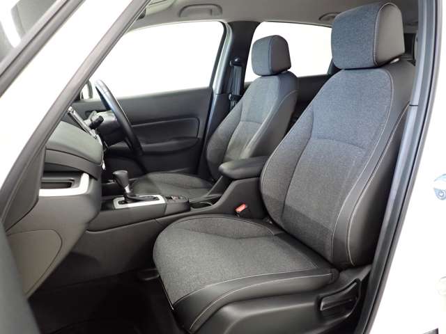 ホンダ フィット　ハイブリッド １．５ Ｅ：ＨＥＶ ホーム R5年 (関東) 99