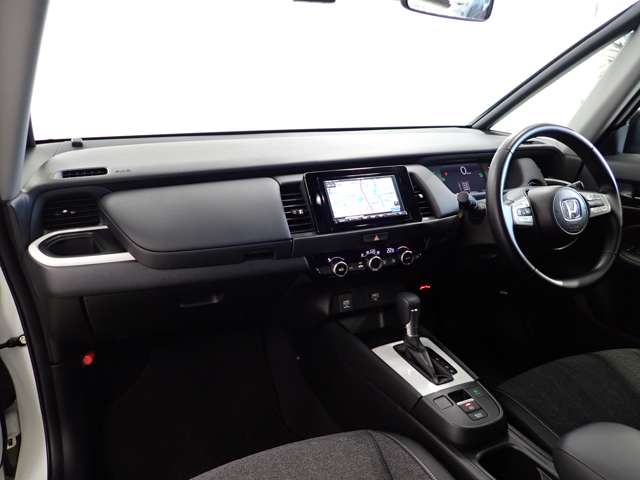 ホンダ フィット　ハイブリッド １．５ Ｅ：ＨＥＶ ホーム R5年 (関東) 99