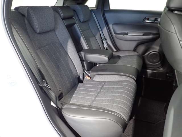 ホンダ フィット　ハイブリッド １．５ Ｅ：ＨＥＶ ホーム R5年 (関東) 99