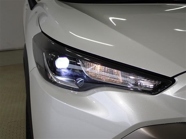 トヨタ カローラクロス　ハイブリッド １．８ ハイブリッド Ｓ R4年 (関東) 99