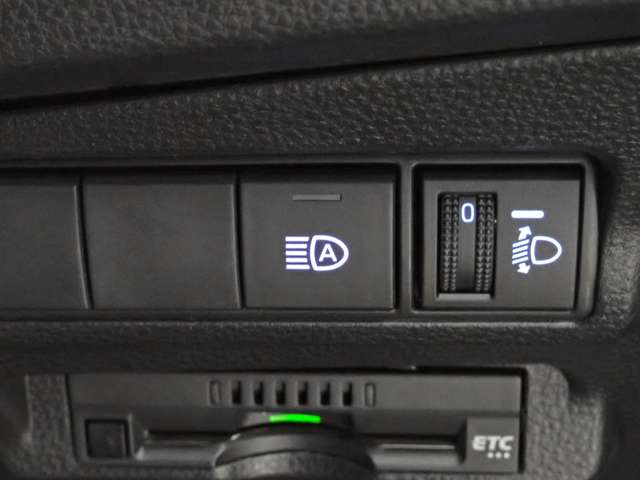 トヨタ カローラクロス　ハイブリッド １．８ ハイブリッド Ｓ R4年 (関東) 99