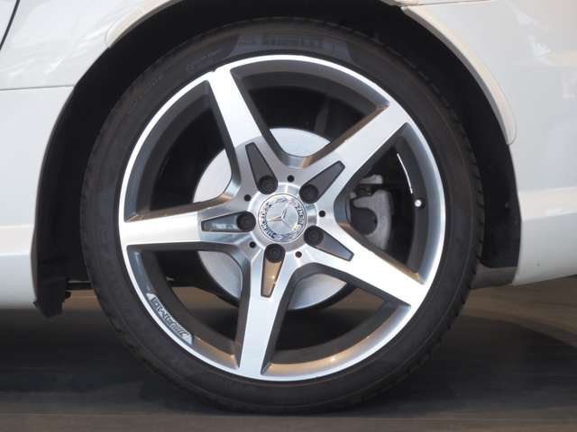 メルセデスベンツ ＳＬＫクラス ＳＬＫ２００　カーボンルックエディション H26年 (近畿) 99