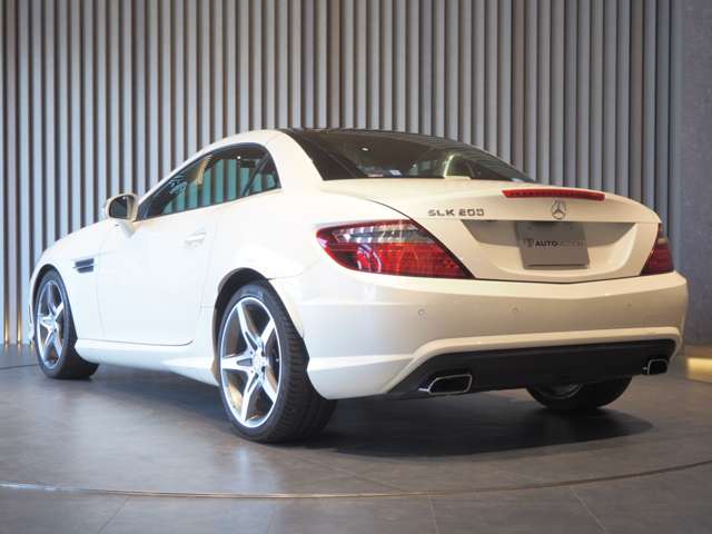 メルセデスベンツ ＳＬＫクラス ＳＬＫ２００　カーボンルックエディション H26年 (近畿) 99