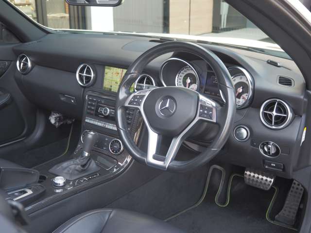 メルセデスベンツ ＳＬＫクラス ＳＬＫ２００　カーボンルックエディション H26年 (近畿) 99