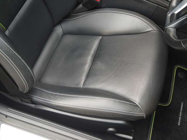 メルセデスベンツ ＳＬＫクラス ＳＬＫ２００　カーボンルックエディション H26年 (近畿) 99