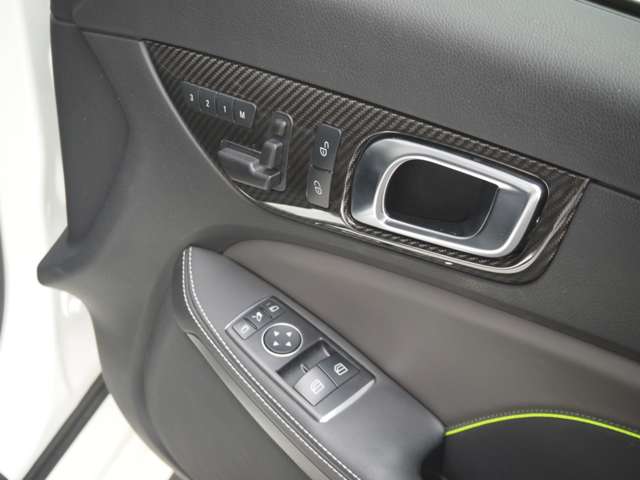 メルセデスベンツ ＳＬＫクラス ＳＬＫ２００　カーボンルックエディション H26年 (近畿) 99