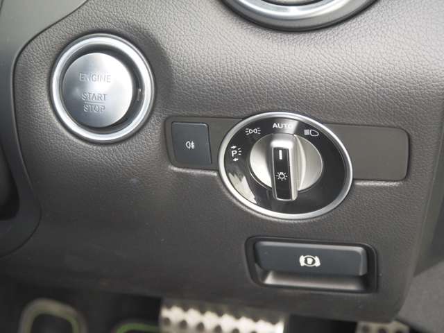 メルセデスベンツ ＳＬＫクラス ＳＬＫ２００　カーボンルックエディション H26年 (近畿) 99