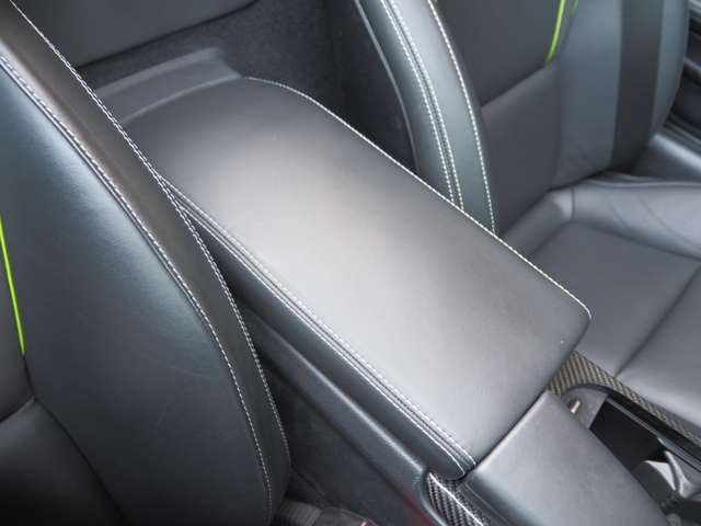 メルセデスベンツ ＳＬＫクラス ＳＬＫ２００　カーボンルックエディション H26年 (近畿) 99