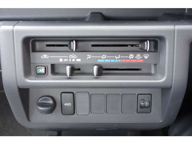 ダイハツ ハイゼットトラック ６６０ スタンダード ３方開 ４ＷＤ H27年 () 99