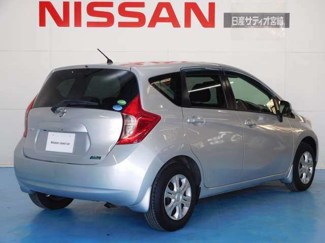 日産 ノート １．２ Ｘ ＤＩＧ－Ｓ H26年 (九州・沖縄) 99