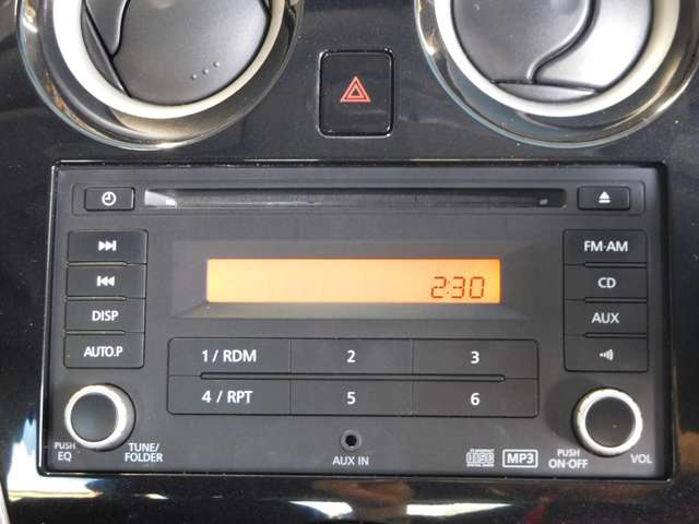 日産 ノート １．２ Ｘ ＤＩＧ－Ｓ H26年 (九州・沖縄) 99