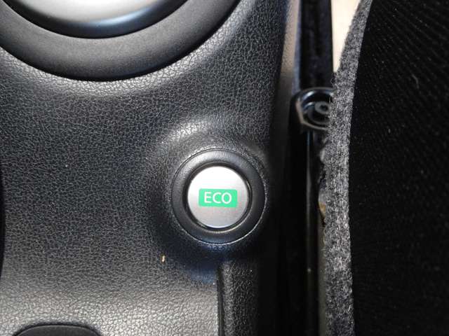 日産 ノート １．２ Ｘ ＤＩＧ－Ｓ H26年 (九州・沖縄) 99