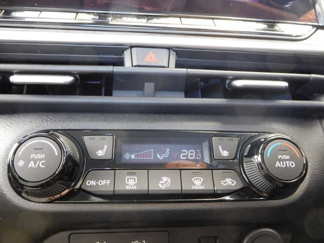 日産 ノートオーラ １．２ Ｇ レザーエディション R6年 (九州・沖縄) 99