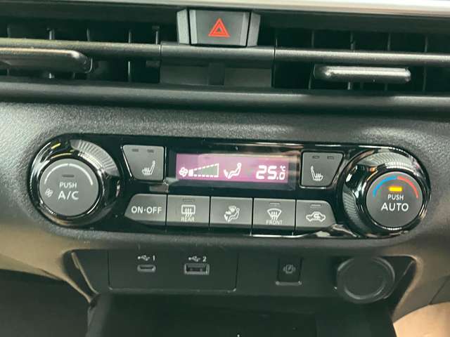 日産 ノート １．２ Ｘ ＦＯＵＲ ４ＷＤ R4年 (東北) 99