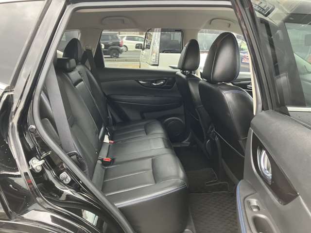 日産 エクストレイル　ハイブリッド ２．０ ＡＵＴＥＣＨ Ｉパッケージ ハイブリッド ４ＷＤ R3年 (東北) 99