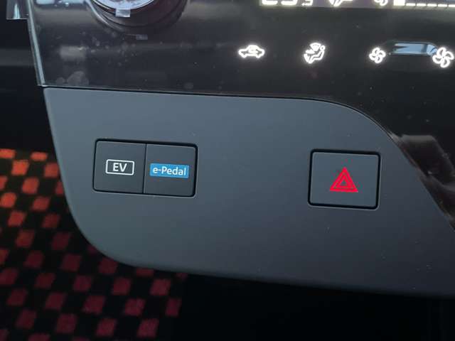 日産 セレナ １．４ Ｅ－４ＯＲＣＥ ハイウェイスターＶ ４ＷＤ R7年 (東北) 99