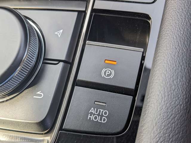 マツダ ＭＡＺＤＡ３　セダン １．８ ＸＤ Ｌパッケージ ディーゼルターボ R4年 (九州・沖縄) 99