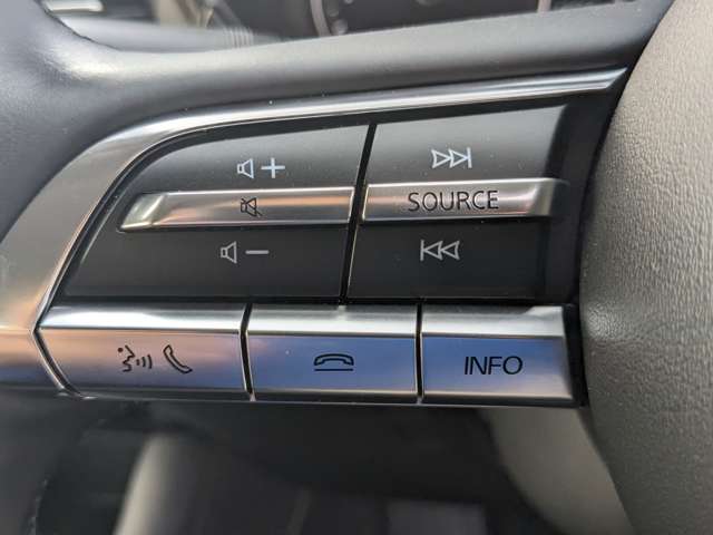 マツダ ＭＡＺＤＡ３　セダン １．８ ＸＤ Ｌパッケージ ディーゼルターボ R4年 (九州・沖縄) 99