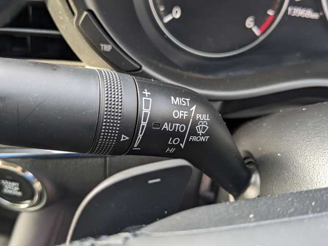 マツダ ＭＡＺＤＡ３　セダン １．８ ＸＤ Ｌパッケージ ディーゼルターボ R4年 (九州・沖縄) 99